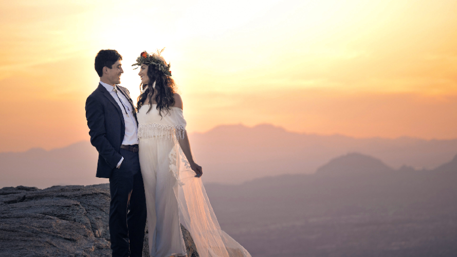 Things Your Wedding Photographer Must Offer