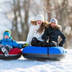 Eight Snow Activities To Do During Family Vacations