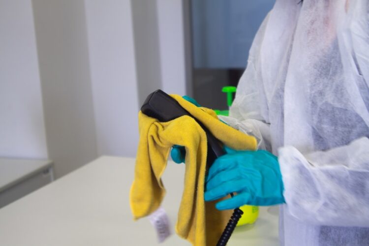 Simple ways to improve your workplace cleaning regime
