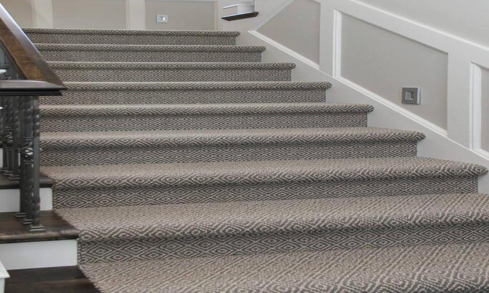What are the benefits of using staircase carpets