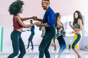 Navigating the Dance Floor: Finding the Best Country Western Dance Lessons in Dallas