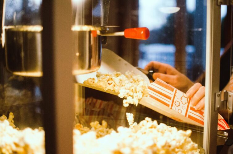 How to Set Up and Operate a Rented Popcorn Maker at Your Event